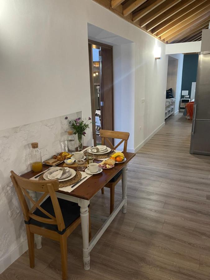 Apartment Calas